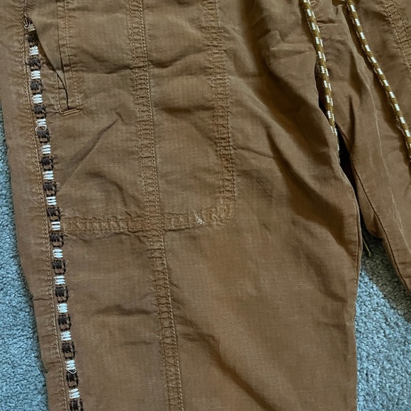 Anthropologie Brown Street Joggers Embroidered Side Detailing XS - Picture 7 of 16